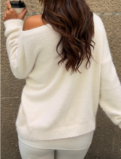 The Ivory Relaxed Sweater - Valenci